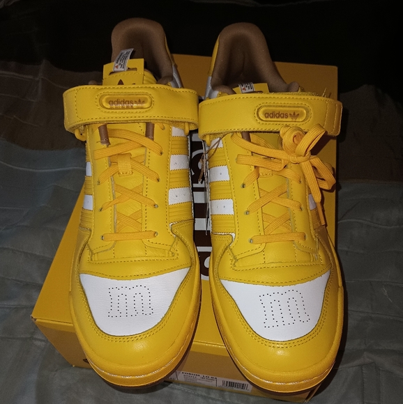 adidas Other - Men size 12 m&m yellow low top Adidas